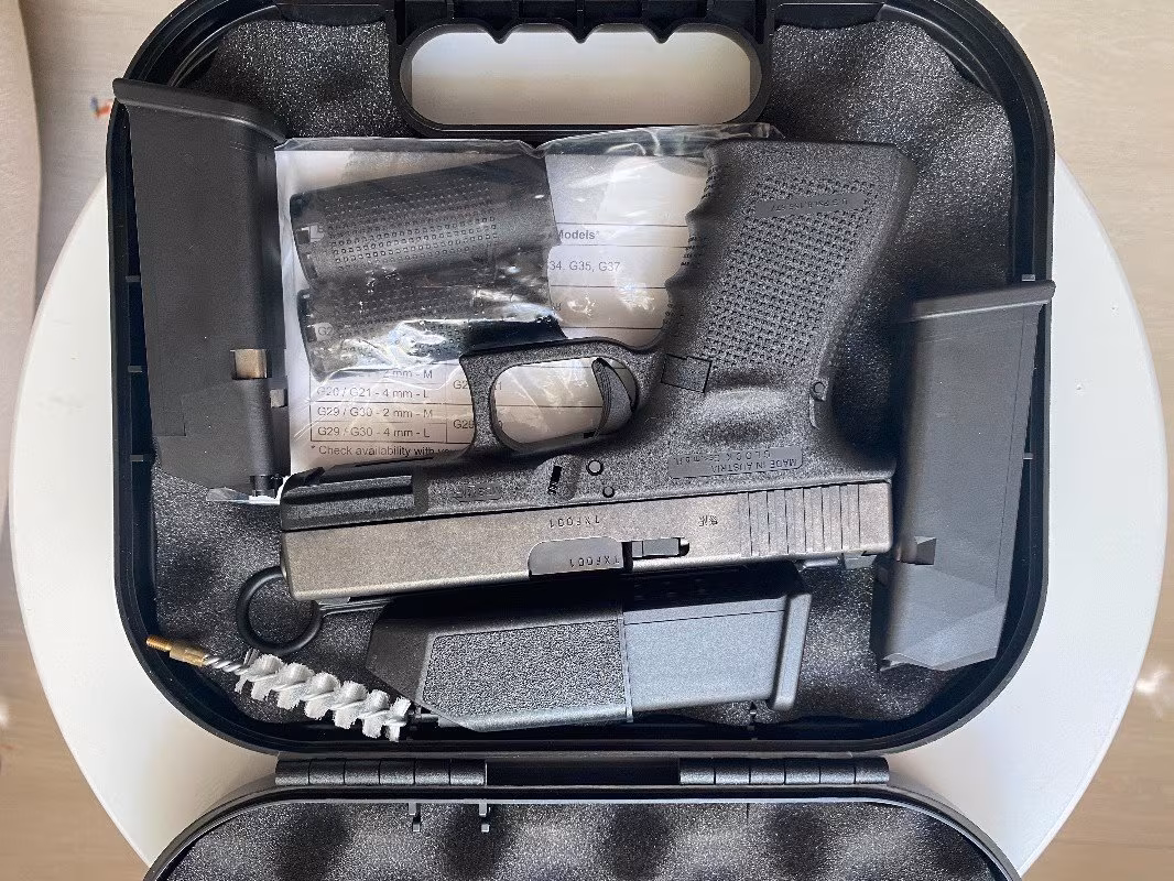 Sıfır kutusunda tüm aparatlarıyla