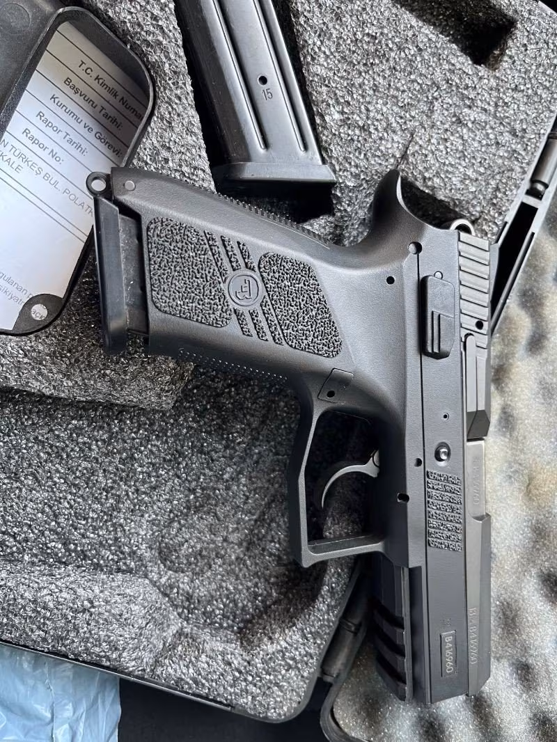 NEREDEYSE HİÇ KULLANILMAMIŞ AYARINDA İKİNCİ EL cz 75 P 07 DUTY