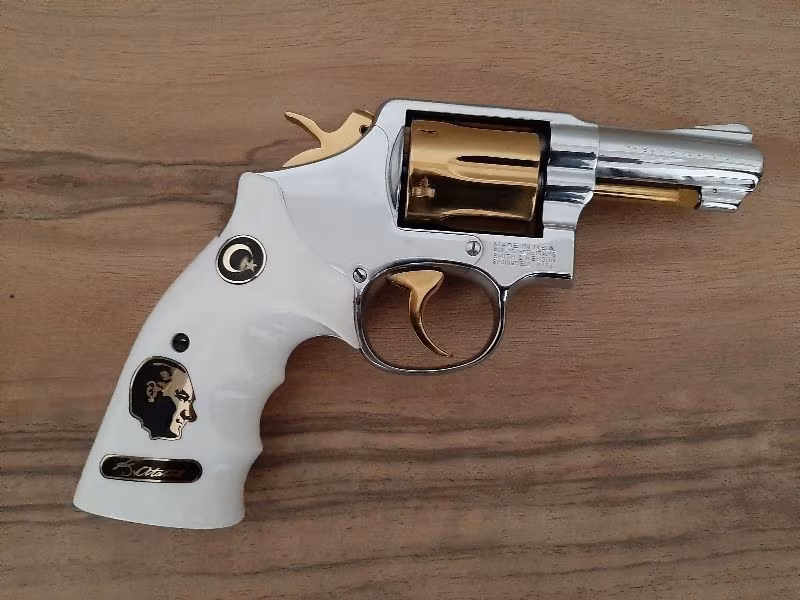 SMITH WESSON