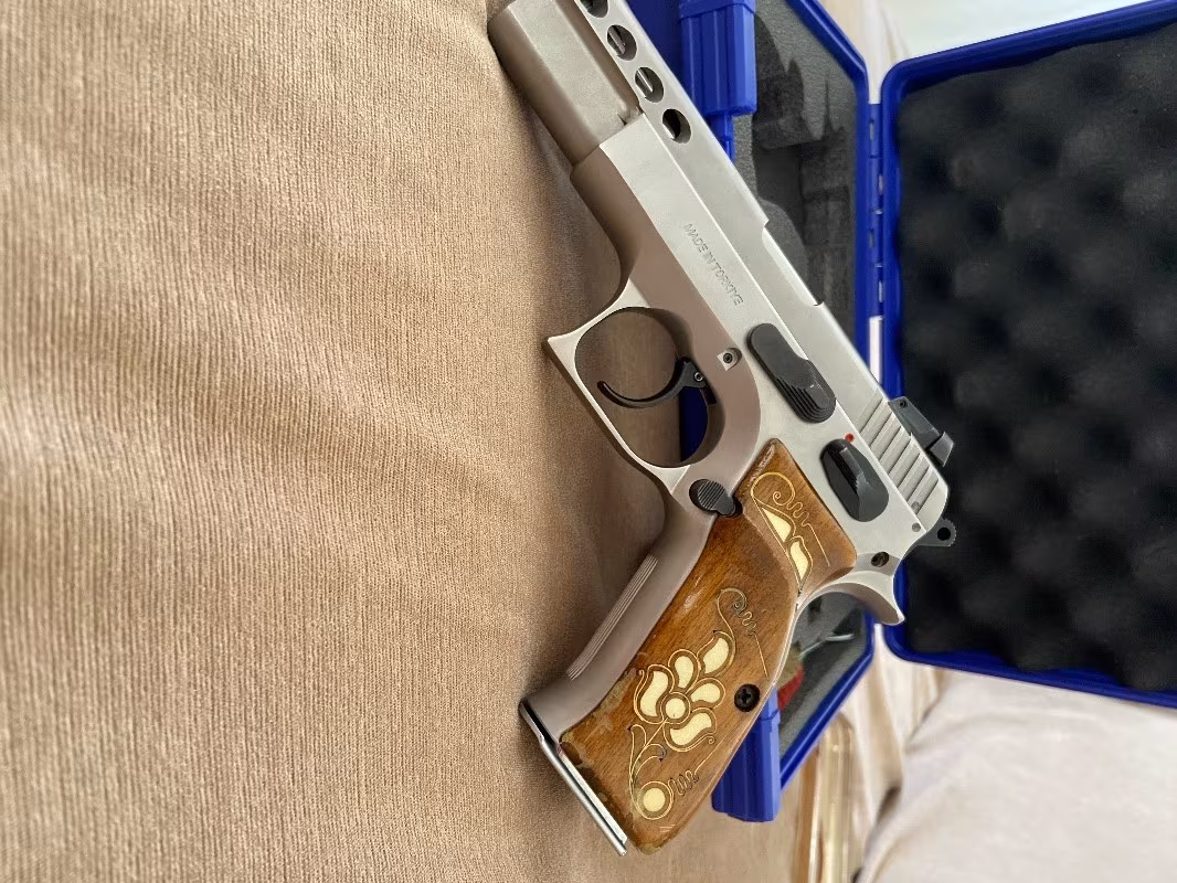 Askeri personelden Sarsılmaz