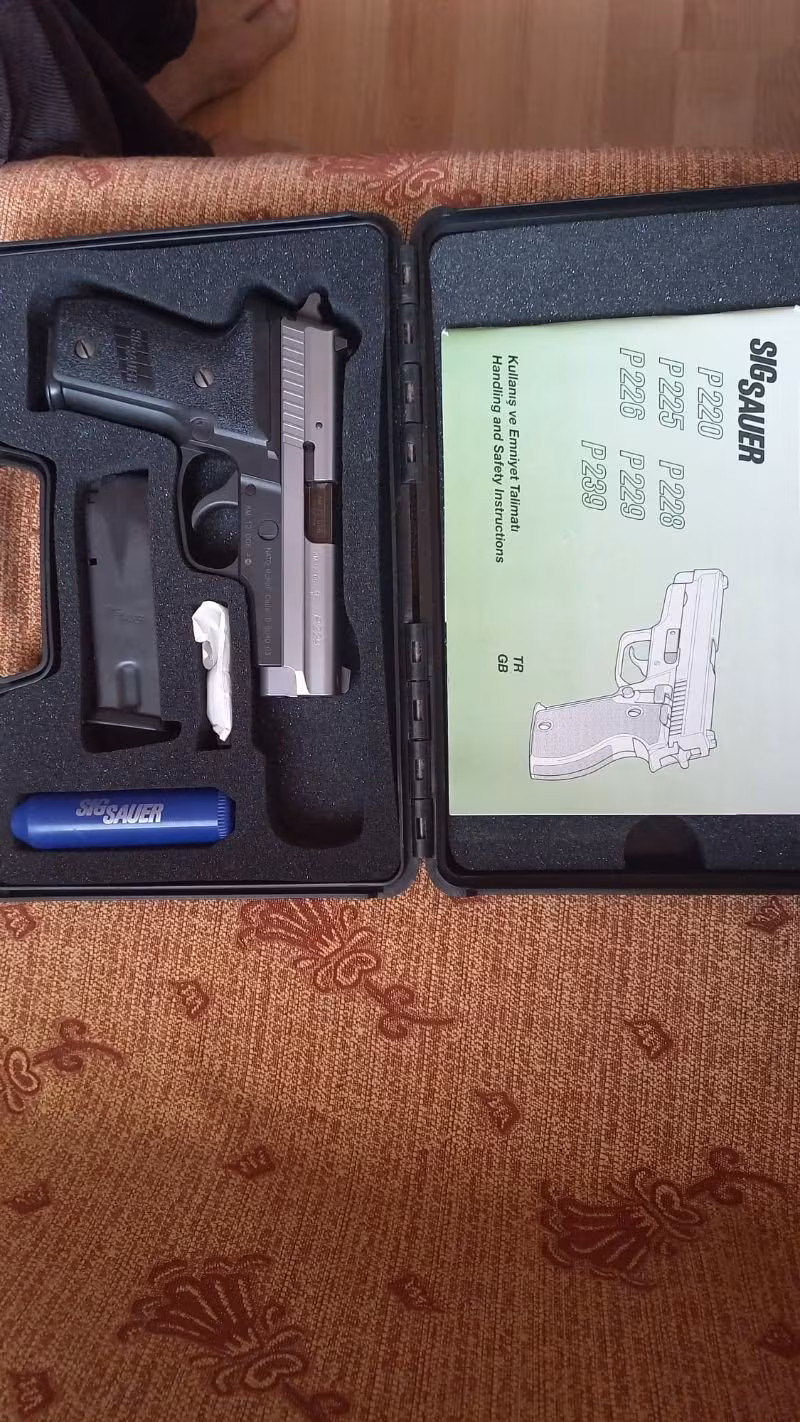 Sig Sauer P 229 Alman