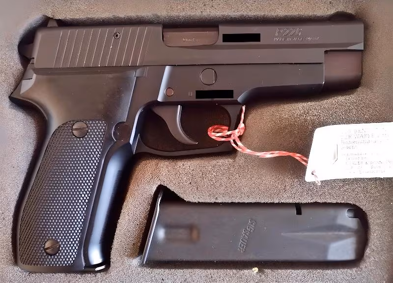 SIG SAUER P226 15+1 9MM ALMAN MENŞEİ