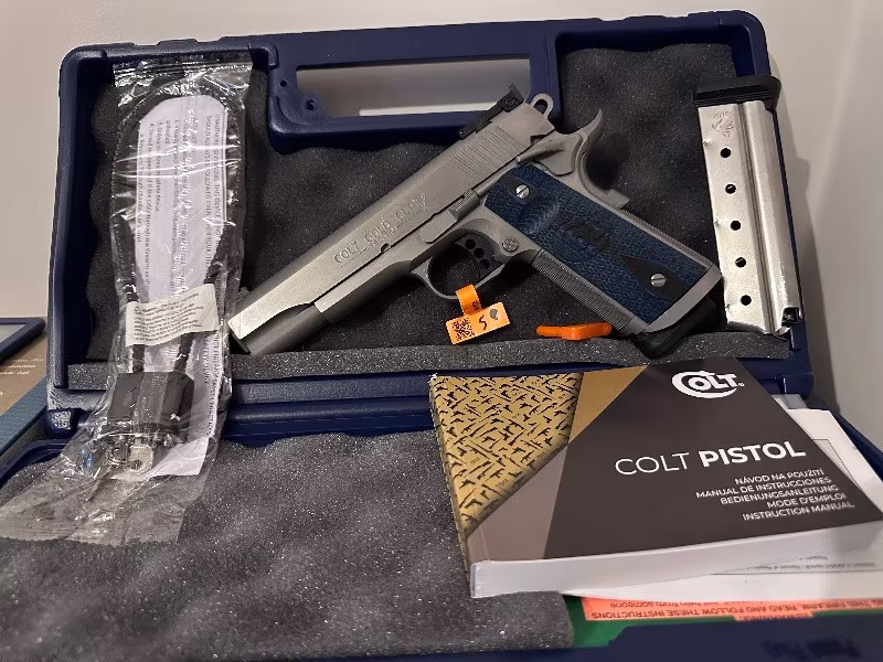 Kamu görevlisinden sıfır COLT GOLD CUP TROPHY 9X19