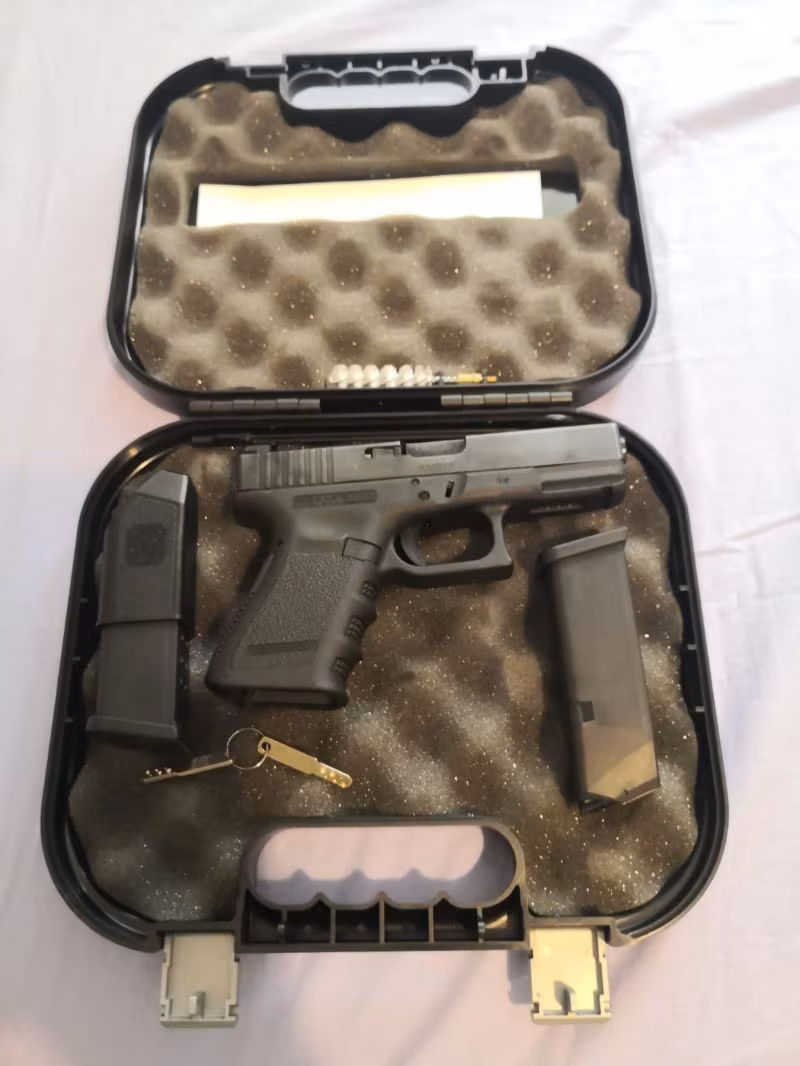 Glock 19 C delikli, anahtarlı model