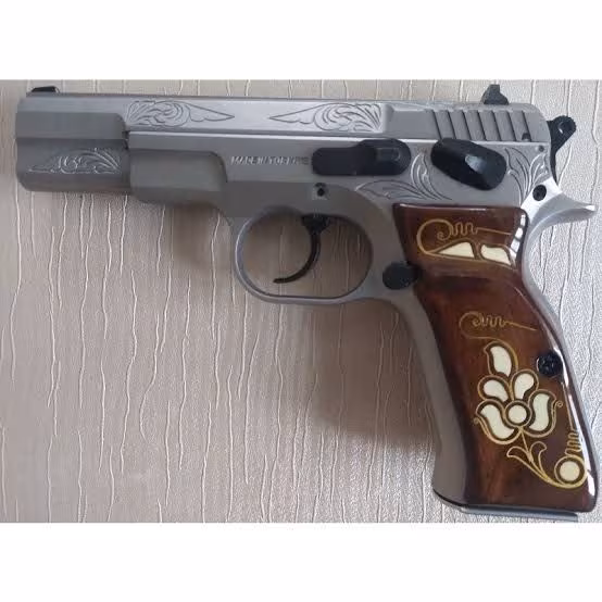 Askeri personelden sarsılmaz kılıç 2000 ligh islemeli