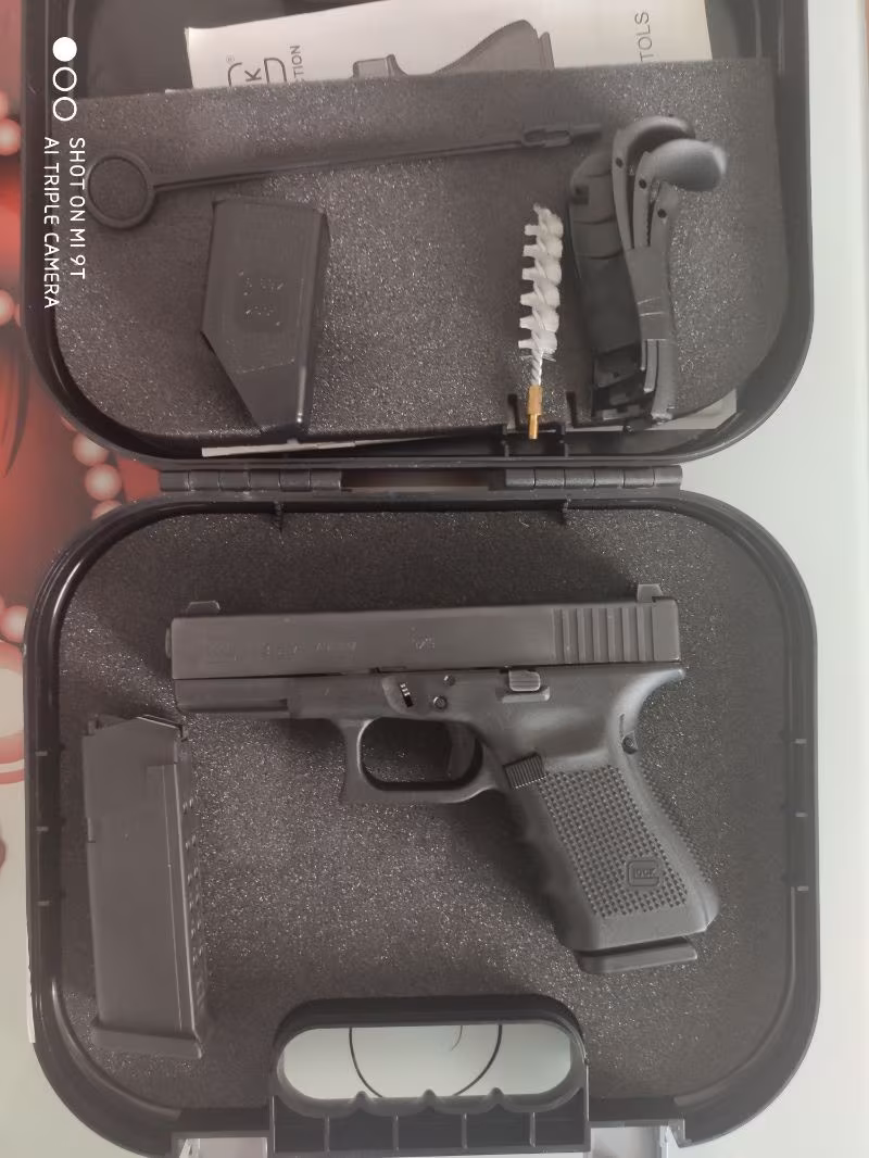 Glock 19 gen4 kutusunda