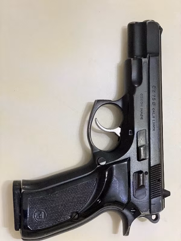 Sahibin den orjinal Cz 75 B