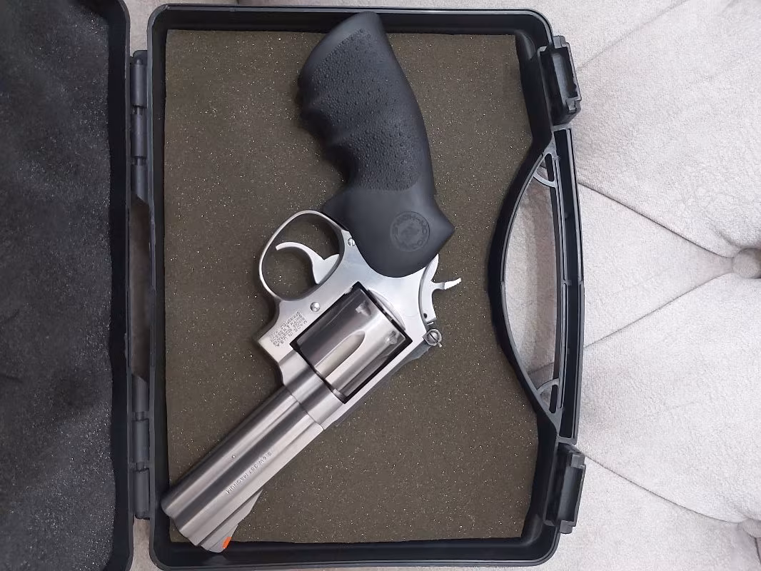 SMİTH WESSON MOD. 686-3 357 MAGNUM 4İNÇ