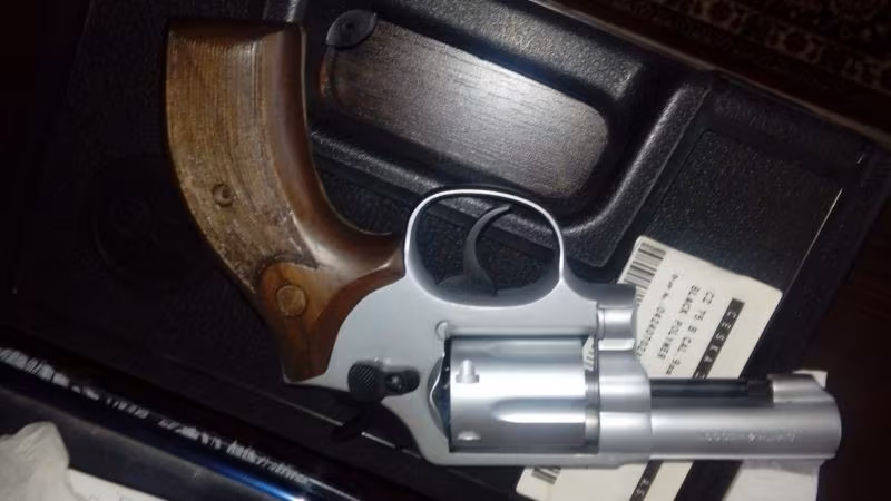 Belçika Browning balıklı sinekli,krom işlemeli