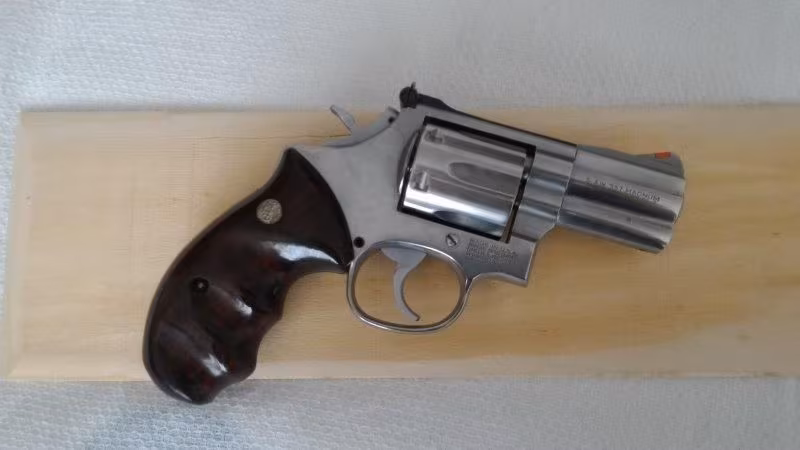 Smith Wesson Magnum 357 Efsane