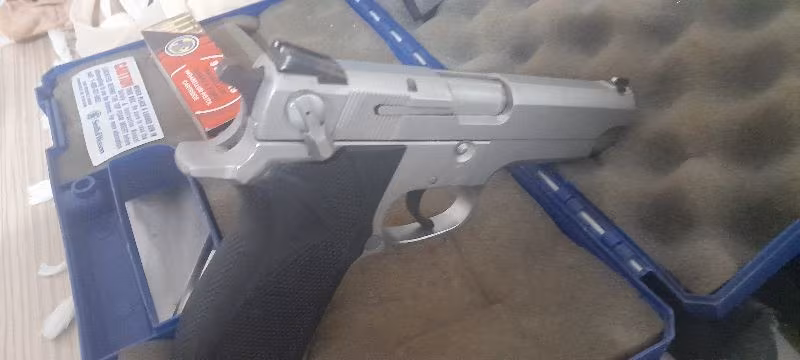 15.1 Smith wesson çok temiz