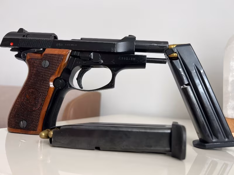 Beretta f 81 temiz  12+1
