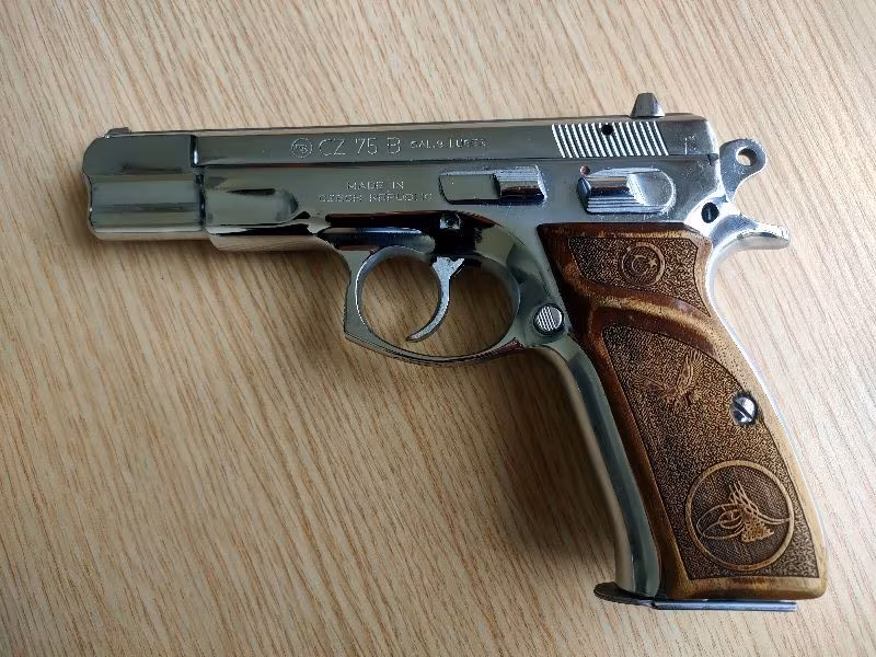 Cz75