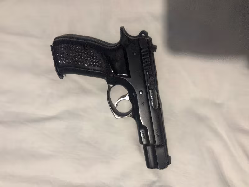 Emekli polisten CZ75 B.