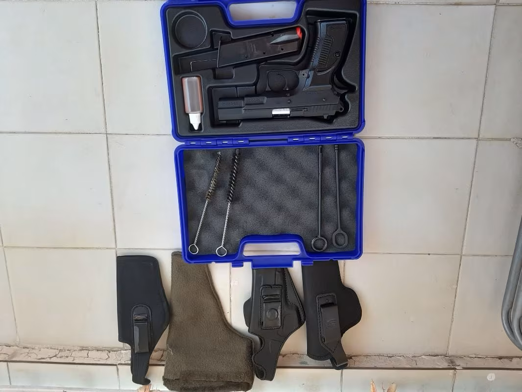 Askerden tertemiz bakımlı  az kullanılmış