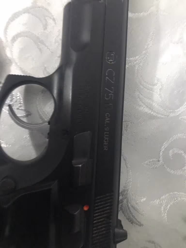 İlk sahibinden tertemiz Cz-75 B