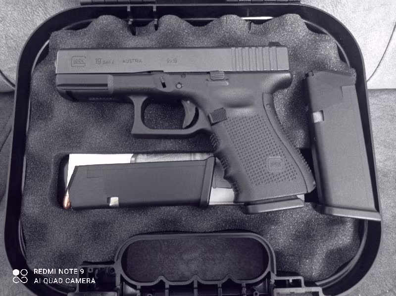 GLOCK 19 GEN 4 (MEMURDAN BULUNDURMA RUHSATLI)