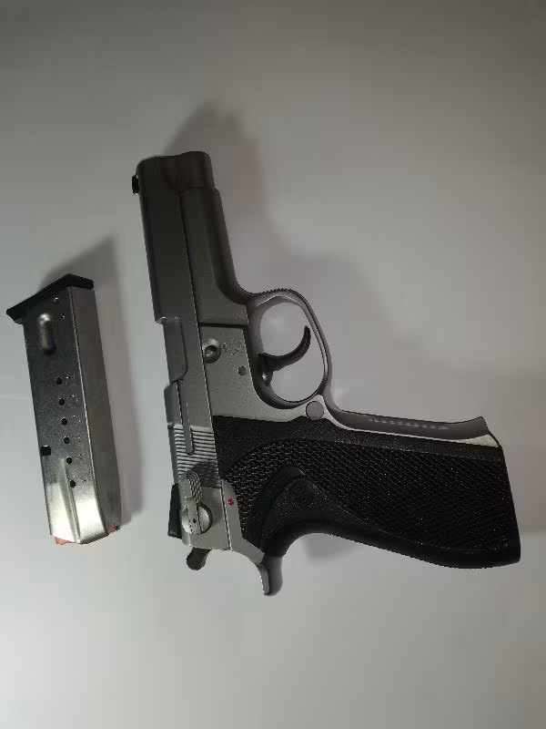 Smith Wesson 5906 (15+1) İLK SAHİBİNDEN HİÇ KULLANILMAMIŞTIR.