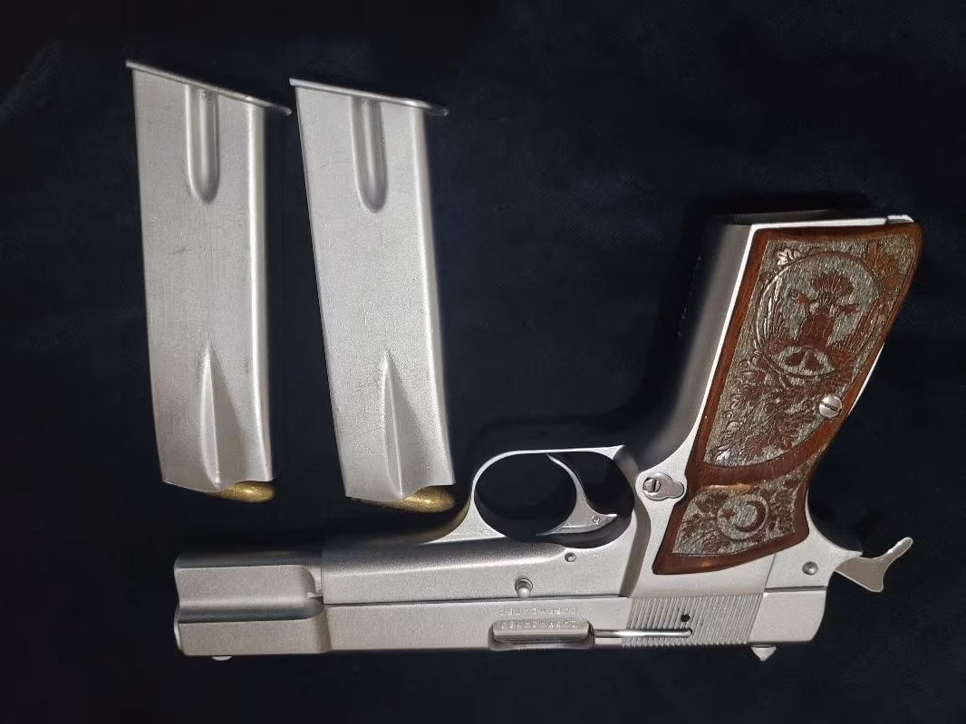 Sıfır ayarında kuyumcudan browning