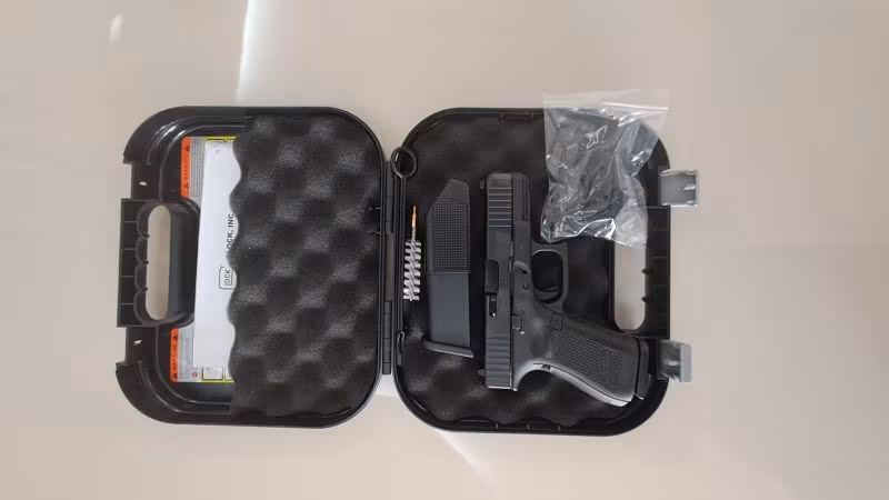 (SATILDI)GLOCK 19 GEN 5 TÜRKİYE LOGOLU SIFIR ATIŞ YAPILMAMIŞ