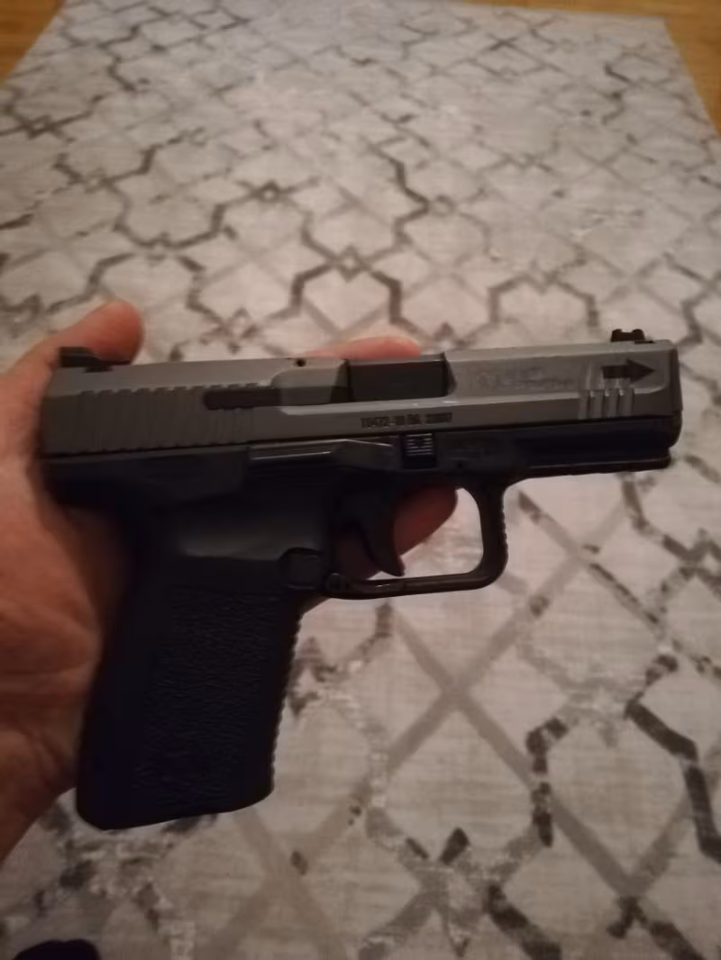 Kutusunda sıfır silah.