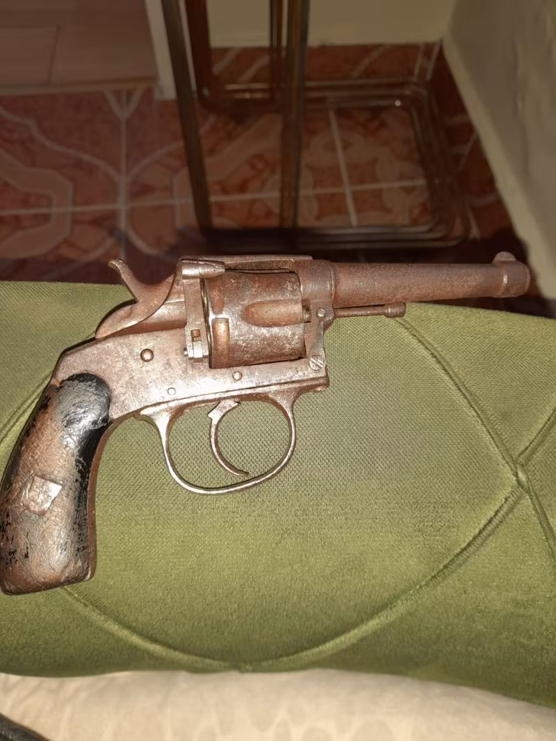 eski antika smith wesson nagant