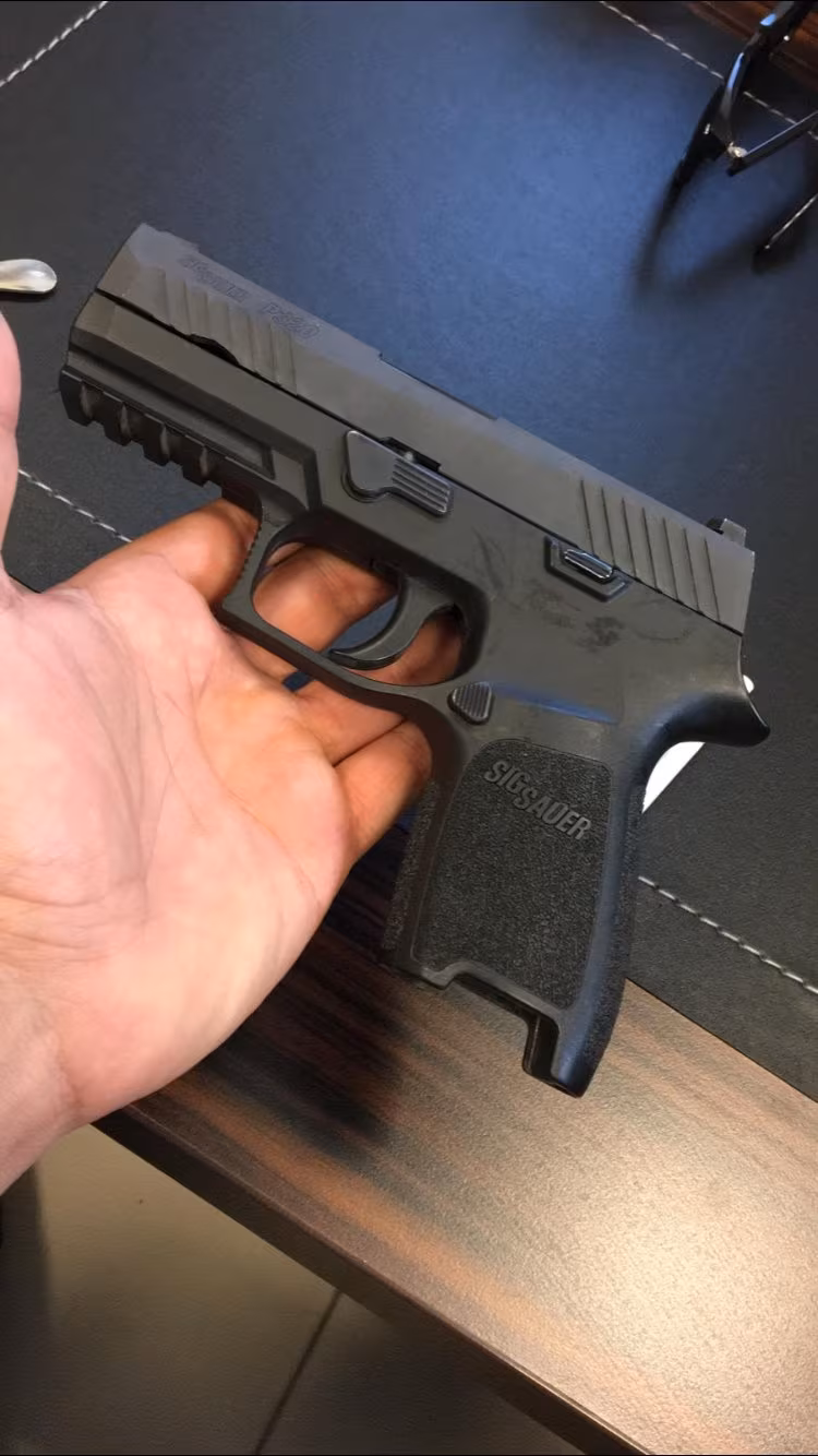 Sig P 320 compact