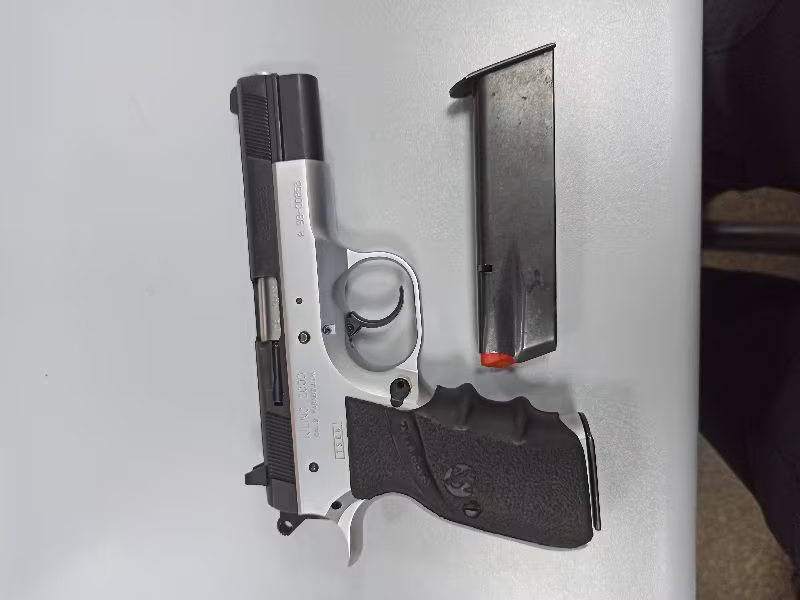 sarsılmaz kılınç mega 2000