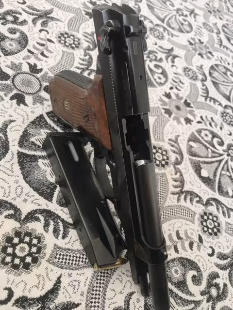 Ruhsatlı silah satışı