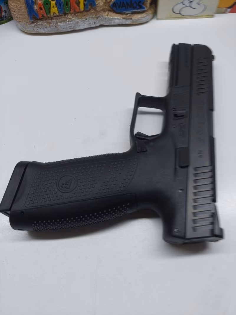 MKE çıkışlı f-10 F tam boy