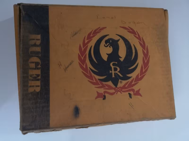 KUTUSUNDA ORJİNAL RUGER P 85 U S A