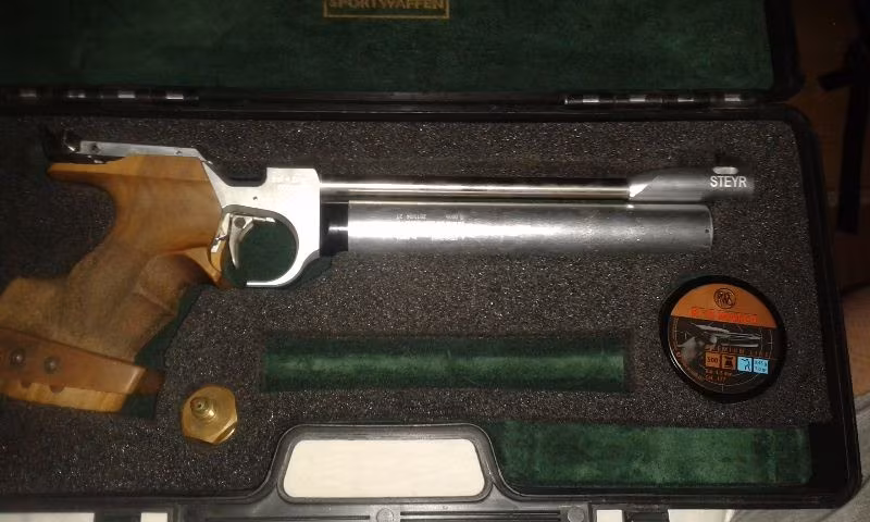 Sporculara ozel Havali Steyr LP2