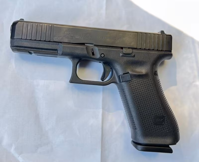 Sahibinden sıfır Glock 17 Gen5 100.Yıl Özel seri