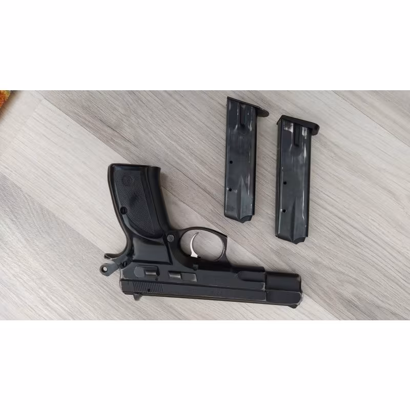 Emekli polisten 1997 model cz75b silah