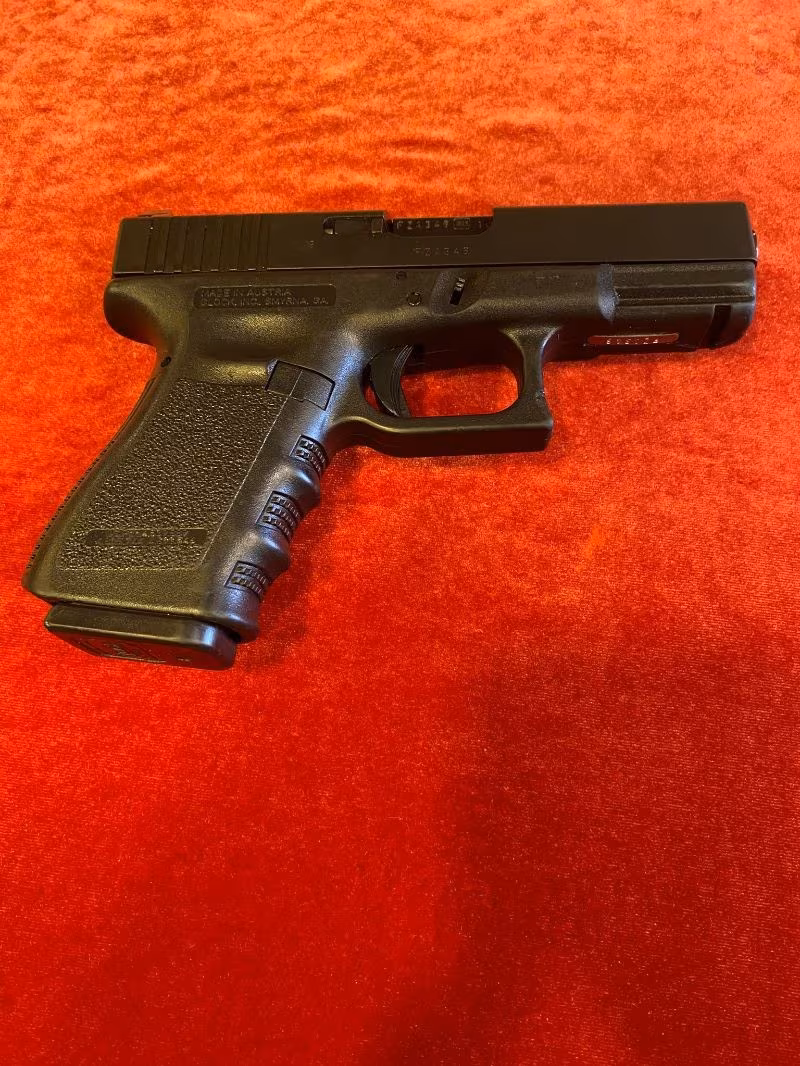 Sahibinden Temiz Glock 19 Gen3 9x19 mm tabanca