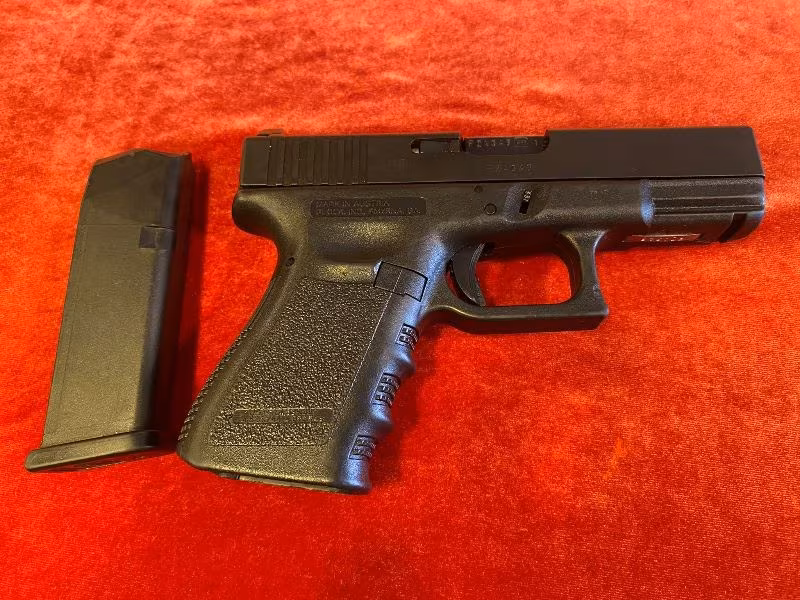 Sahibinden Temiz Glock 19 Gen3 9x19 mm tabanca