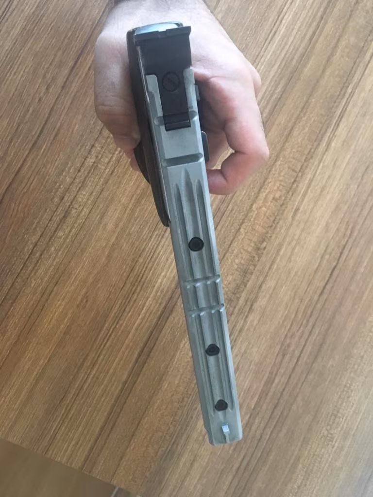 Jandarmadan temiz emsalsiz Smith wesson 22a