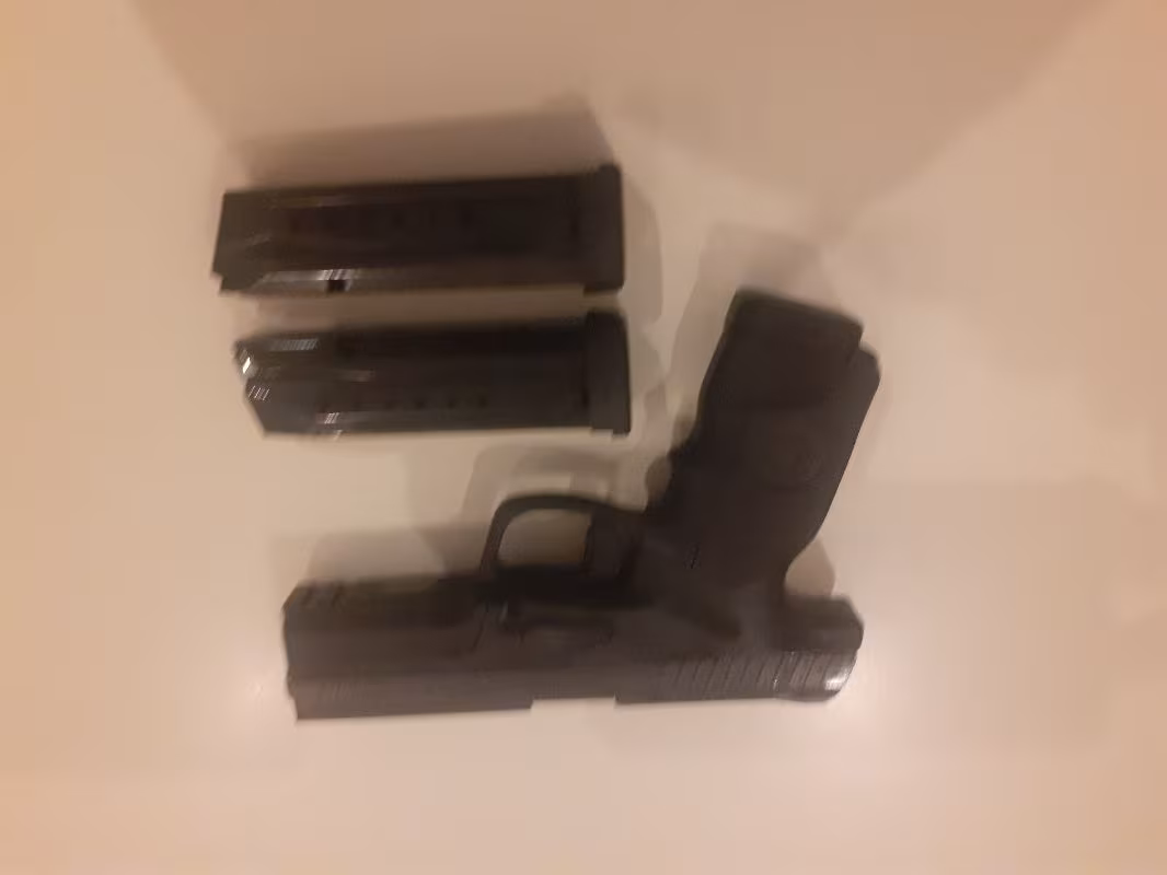 Emekli Emniyet görevlisinden satılık