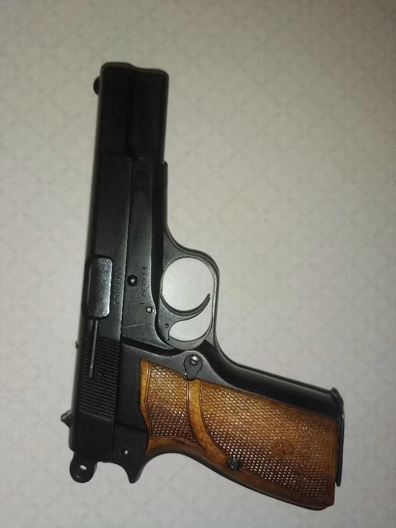 Satılık ruhsatlı browning 14lü tabanca