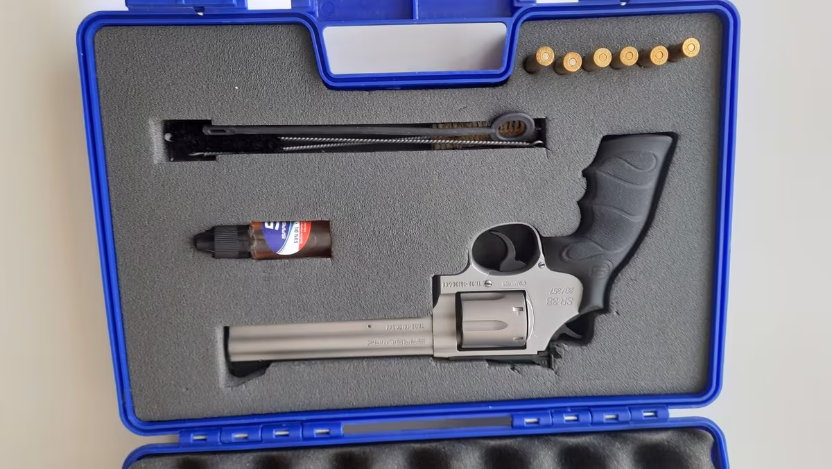 Sarsılmaz SR38 6 inch