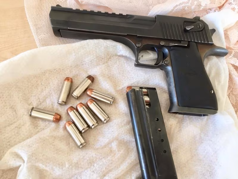 DESERT EAGLE 50 KALİBRE TEMİZ