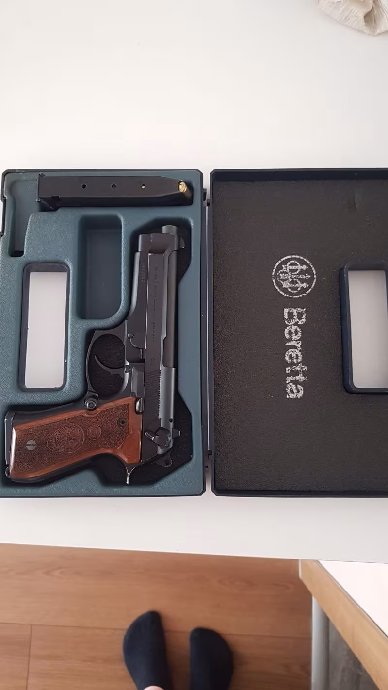 TEMİZ KULLANILMIŞ BARETTA F 92 15+1