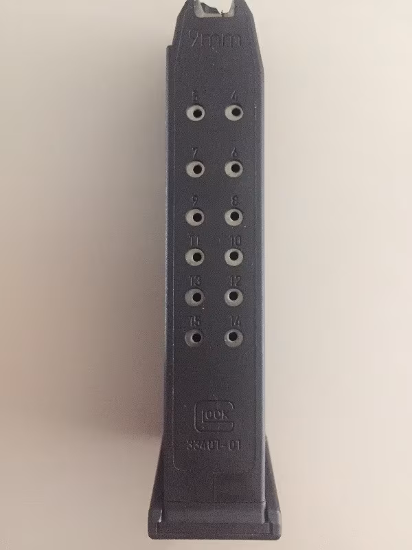 Orjinal sıfır Glock 17 şarjör 15+1