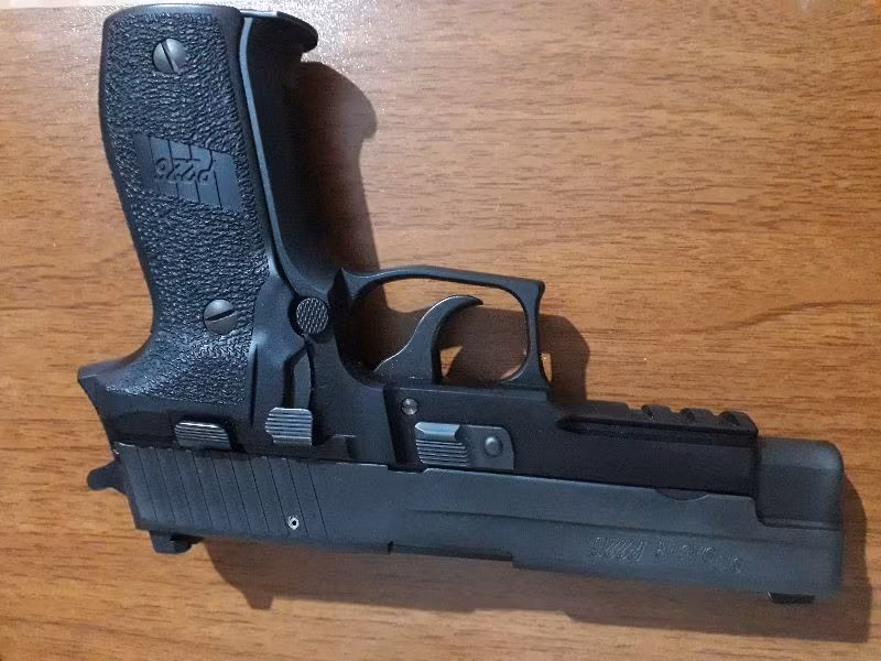 TEMİZ SİG SAUER P226