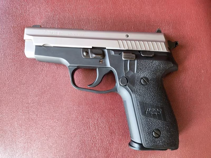 P229 TWO TONE