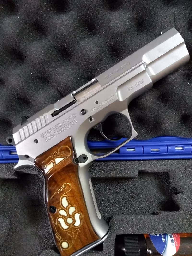 Kutusunda sarsılmaz mega stanles