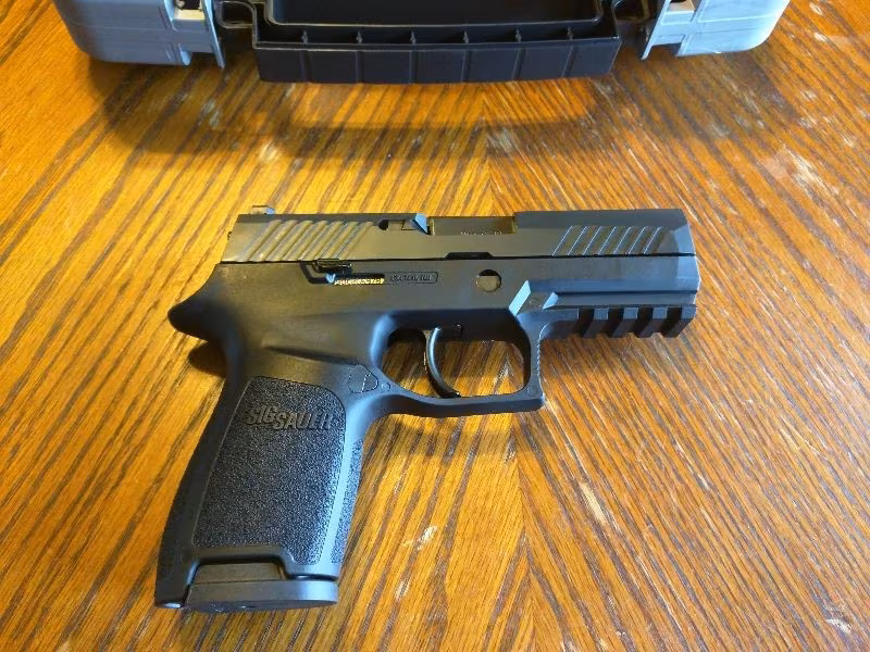 Sig Sauer P320 Compact 9mm