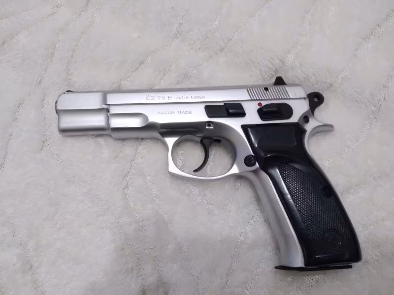 CZ 75 B