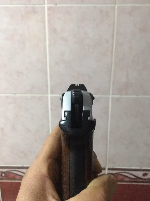 Kaya gibi... U.S.A. Makina bu...