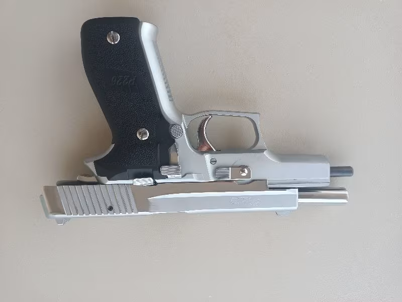Efsana sig sauer P226 U serisi kamu görevlisinden kullanılmamış